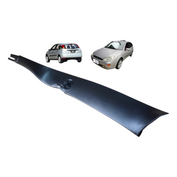 Acabamento Lateral Esquerdo Tampa Traseira Focus Hatch 01 08