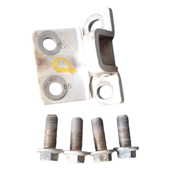 Dobradiça Inferior Porta Direita 4 Parafuso Fiorino Uno 2003