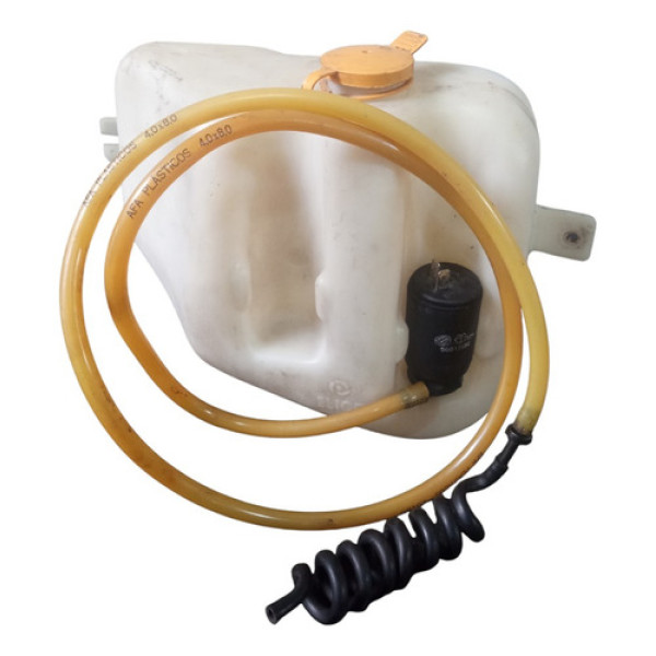 Reservatório Parabrisa Com Bomba Fiorino Uno 1996 A 2011