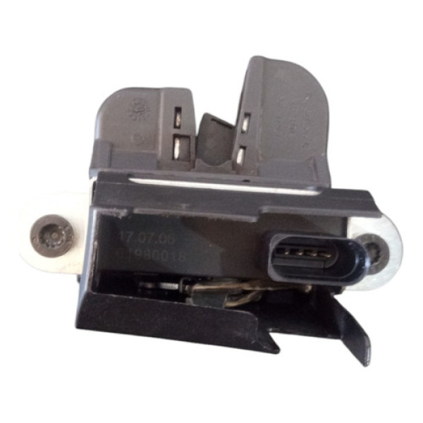 Fechadura Elétrica Porta Malas Passat Variant B6 2006 A 2010