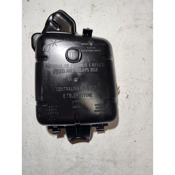 Tampa Caixa Fusíveis Fiat Mobi Strada Uno 2011 A 2016