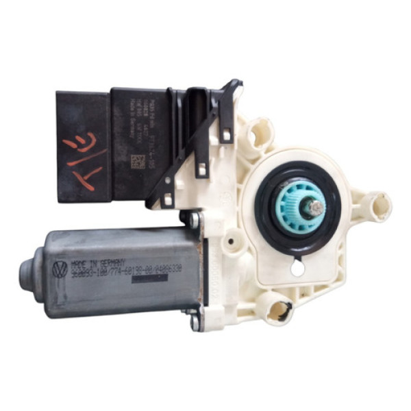 Motor Vidro Traseiro Esquerdo Passat Var B6 Jetta 2006 2010