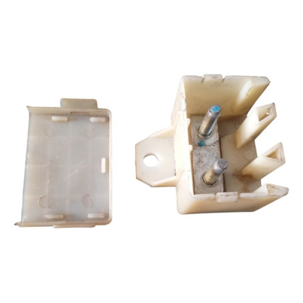 Suporte Caixa Com Tampa Positivo Bateria Uno Fiorino 2006